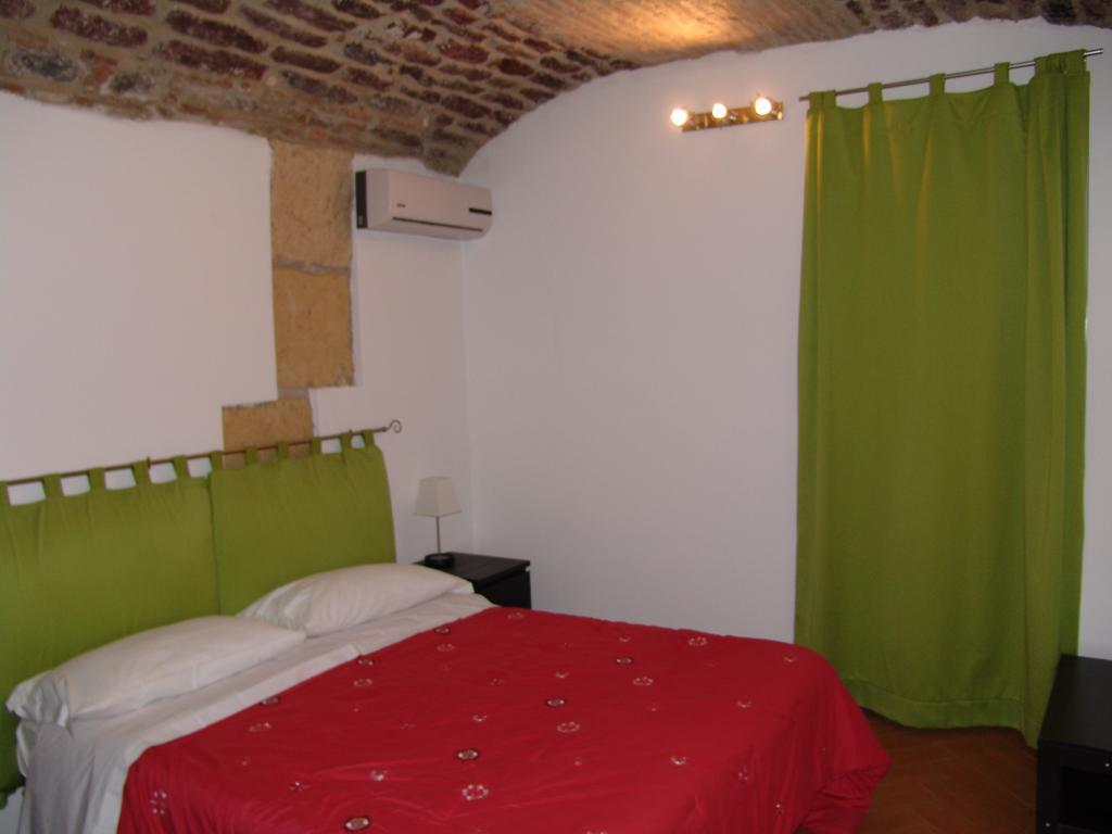 Incentro Apartments Milazzo Kültér fotó